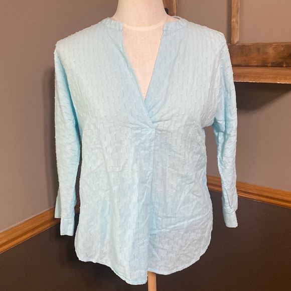 Chico’s light blue V neck 3/4 sleeve lightweight top size XS - Picture 1 of 8